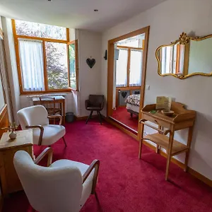 2* Hotel Chateau De La Muzelle